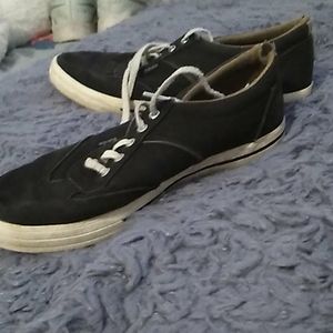 Black keds